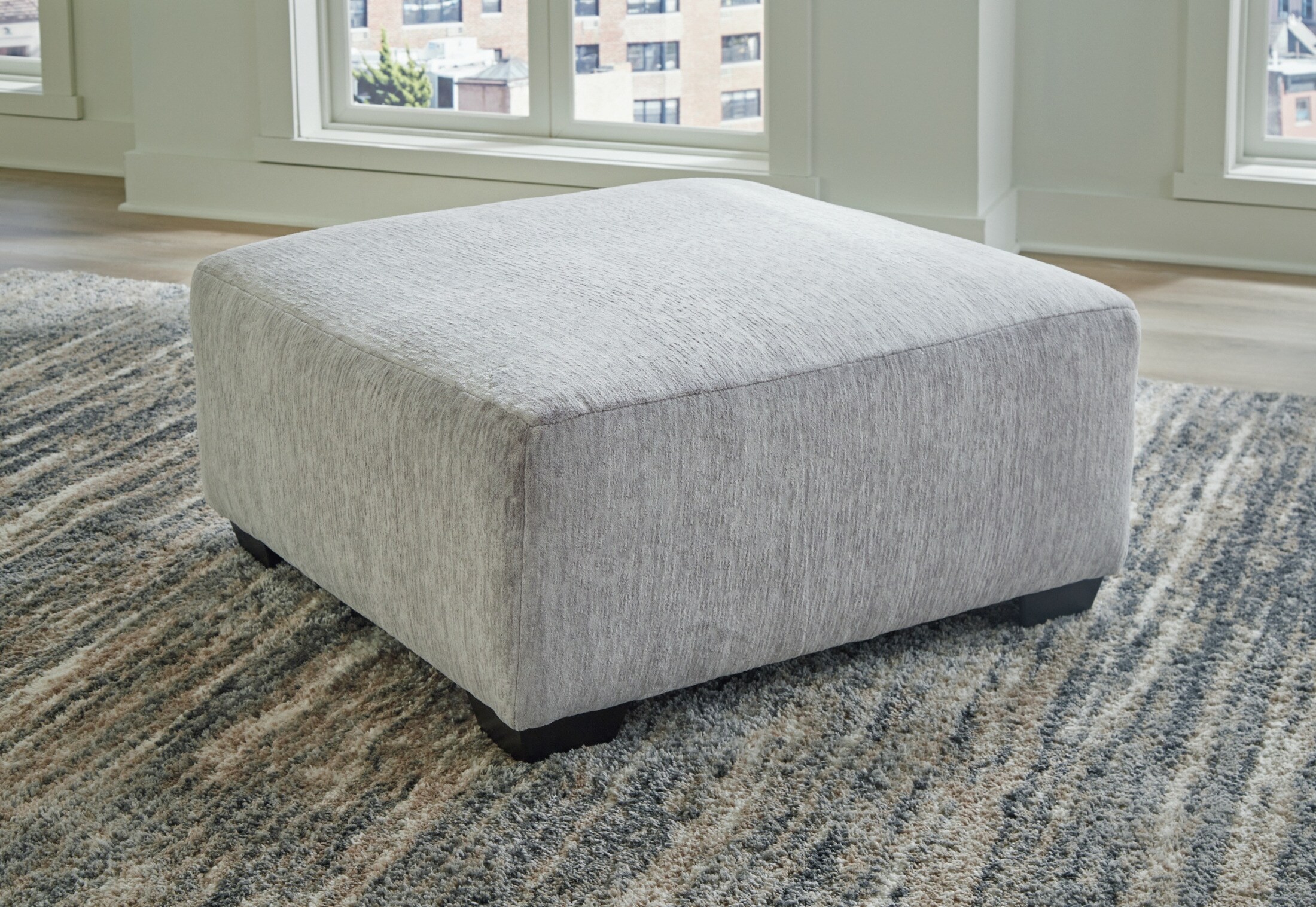 Broyhill Pembrey Accent Ottoman | Value City Furniture