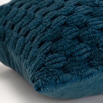 rinna blue pillow   
