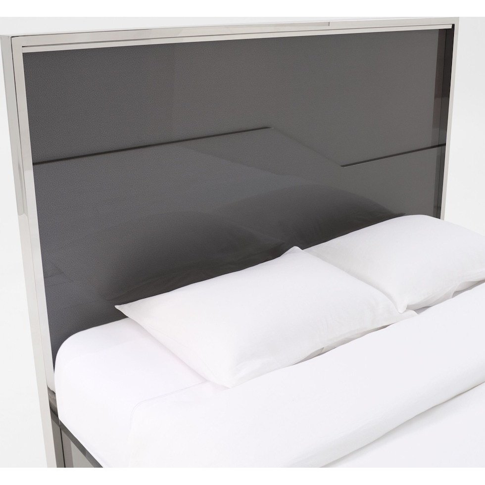 selena gray  pc queen bedroom   