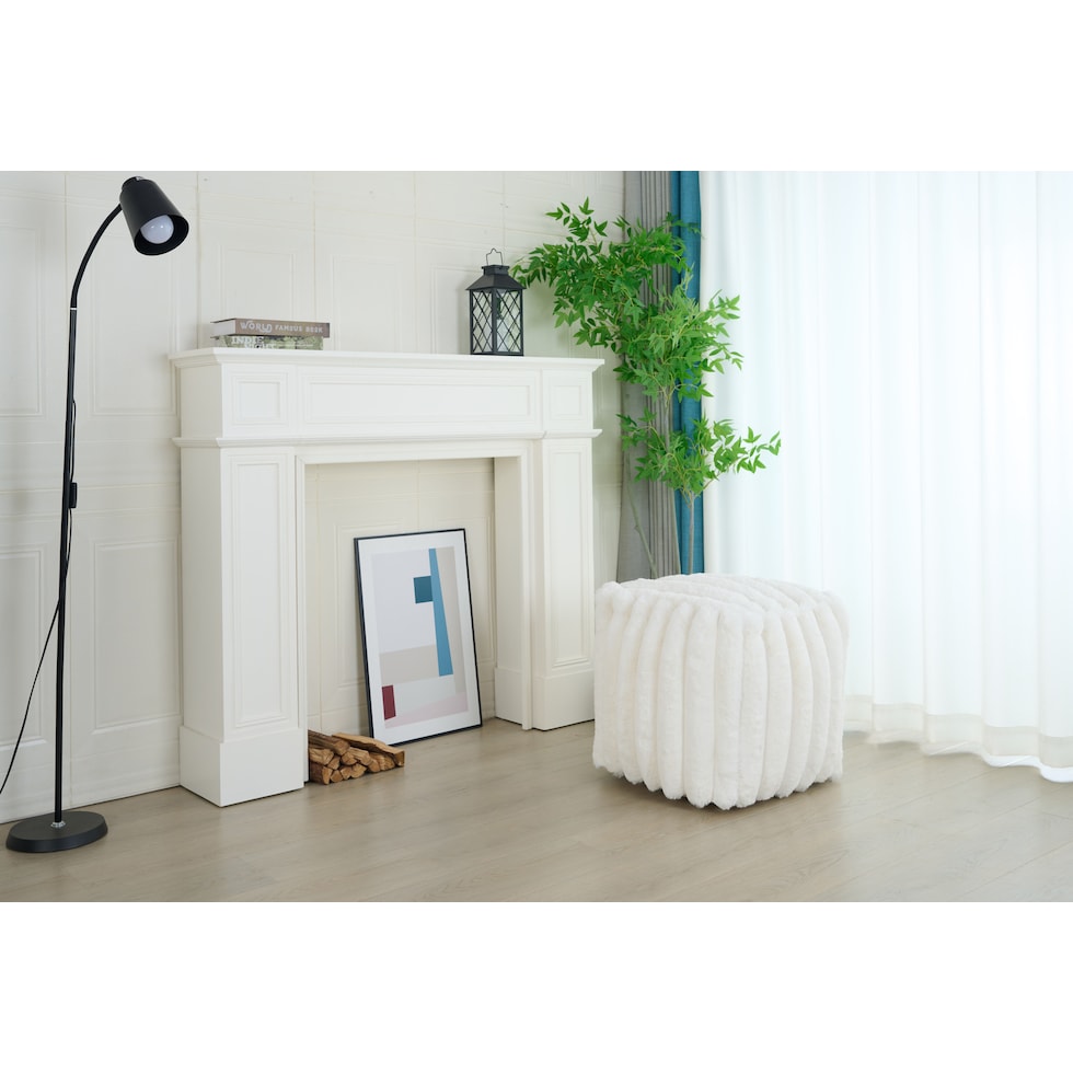 selena white pouf   