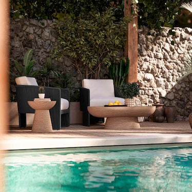 Shorefront Outdoor Lounge Chair