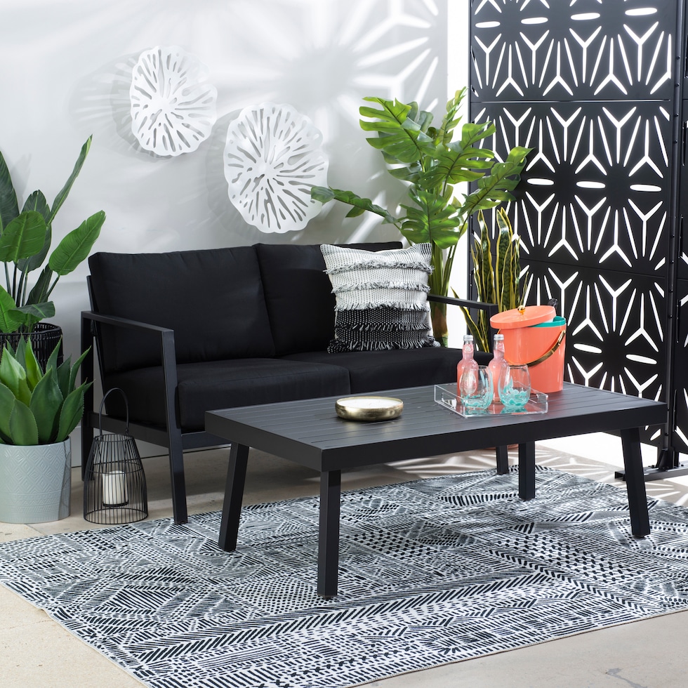 south hampton black outdoor coffee table   