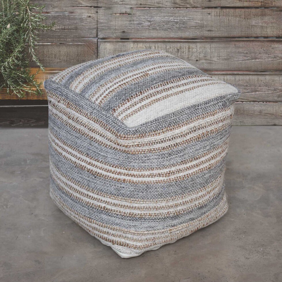 springville blue pouf   