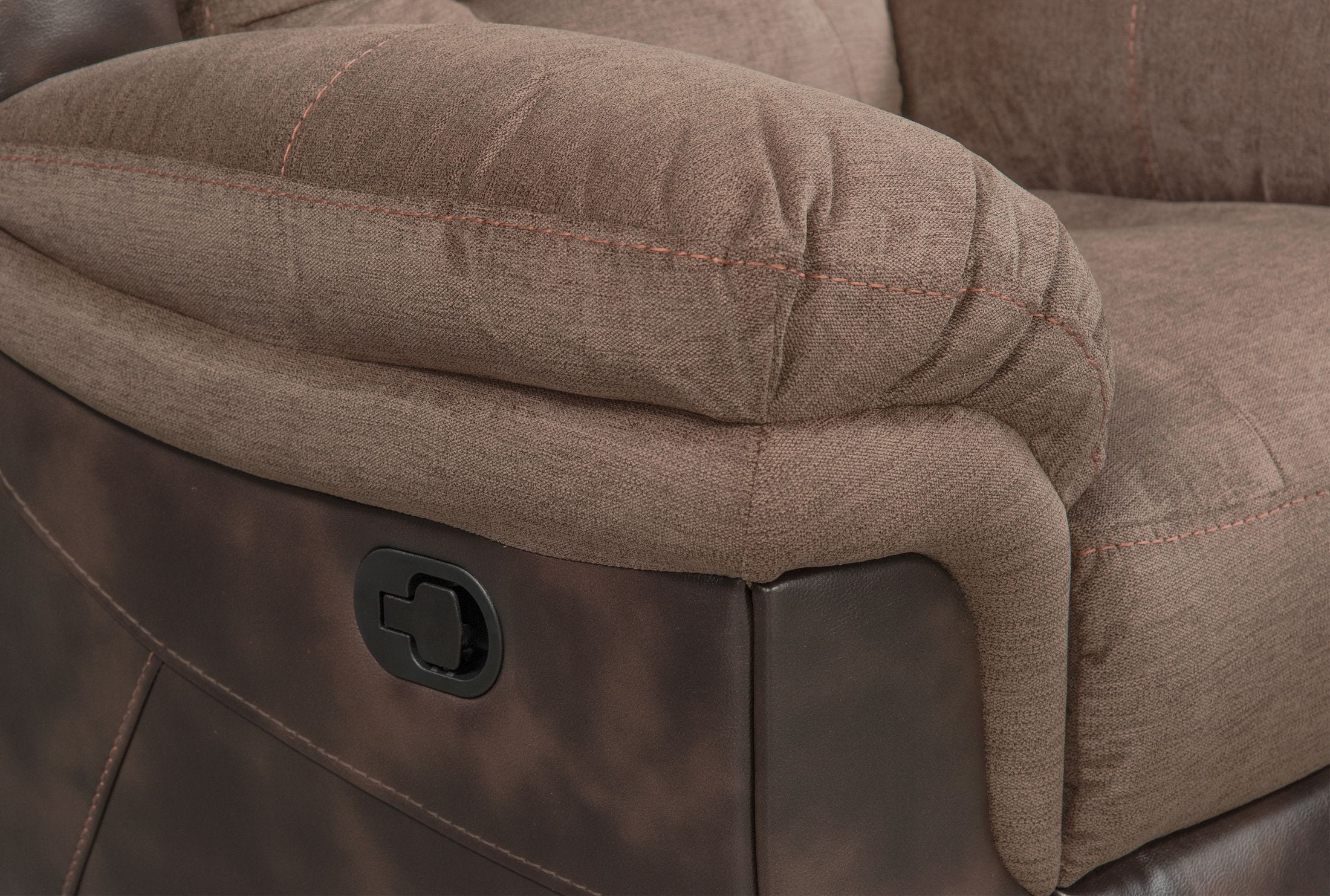 シャーリー・クァン ドリーミング・シティ POCP-1413 Harbor Town Swivel Gliding Recliner | La-Z-Boy