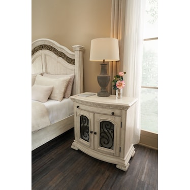 Tuscany Door Nightstand with USB Charging - Alabaster