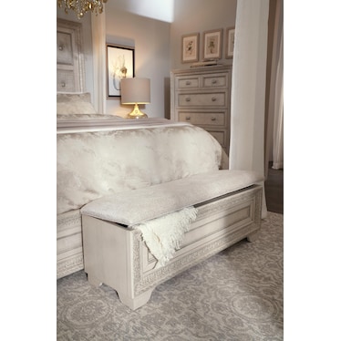 Valentina Storage Bench