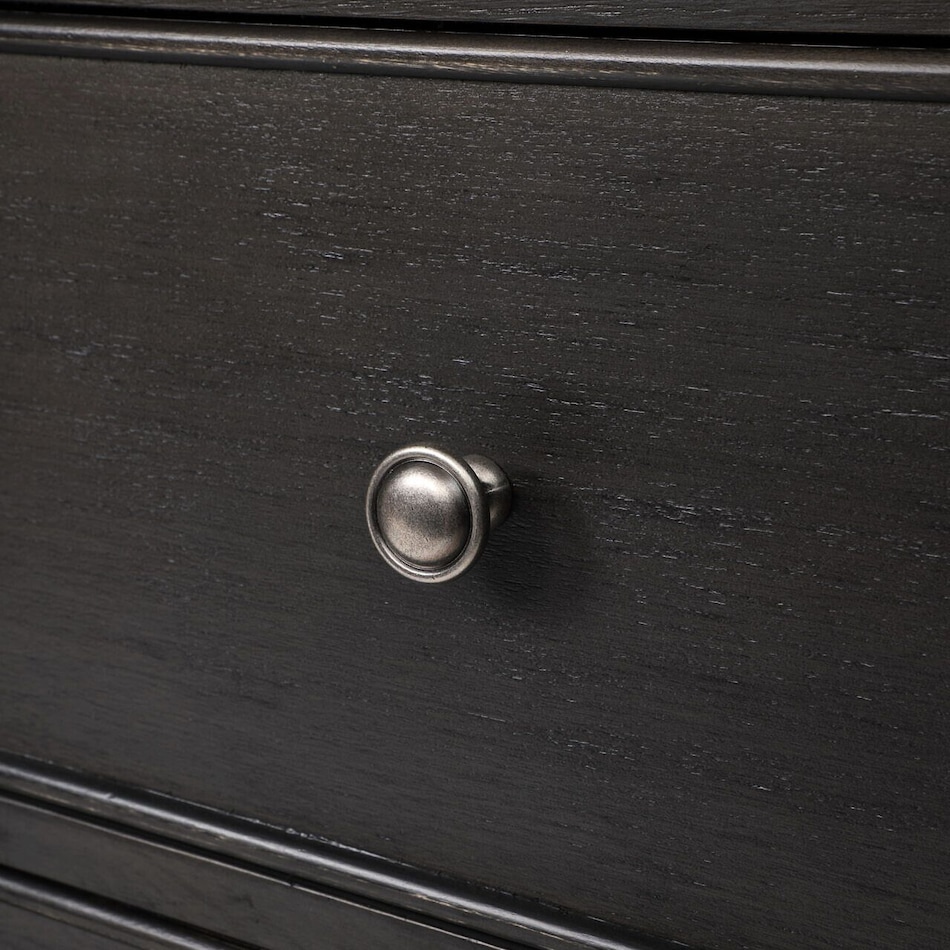 vineyard black curio   