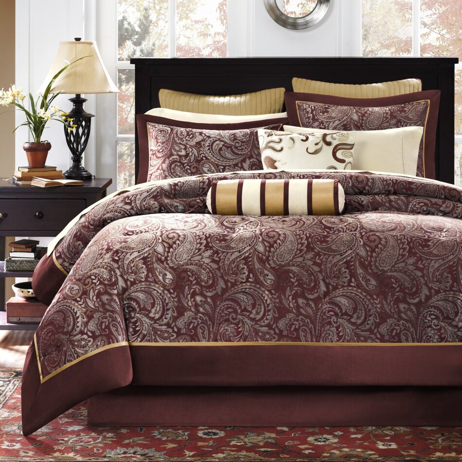 violet red queen bedding set   