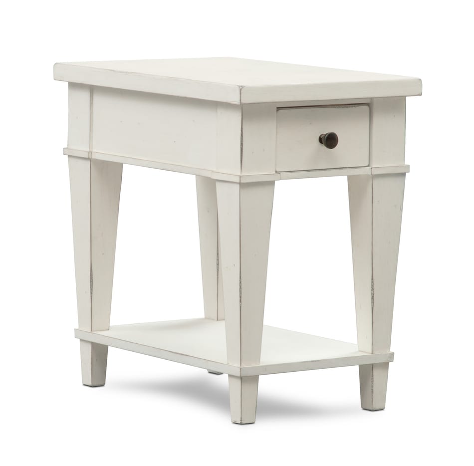 Waverly Chairside Table | Value City Furniture