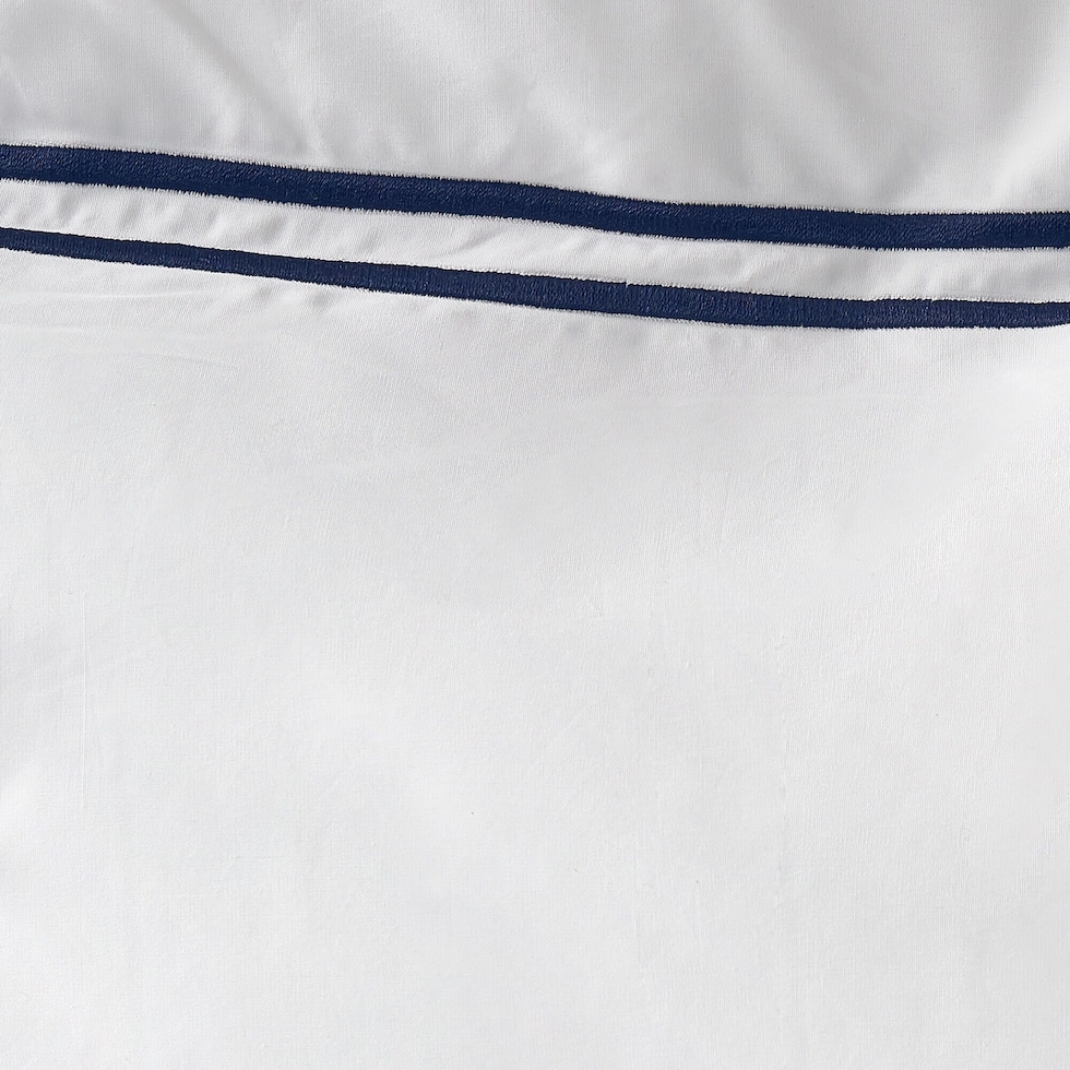 white swatch  