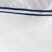 white swatch  