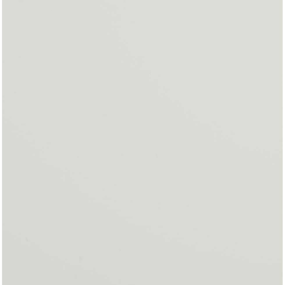 white swatch  