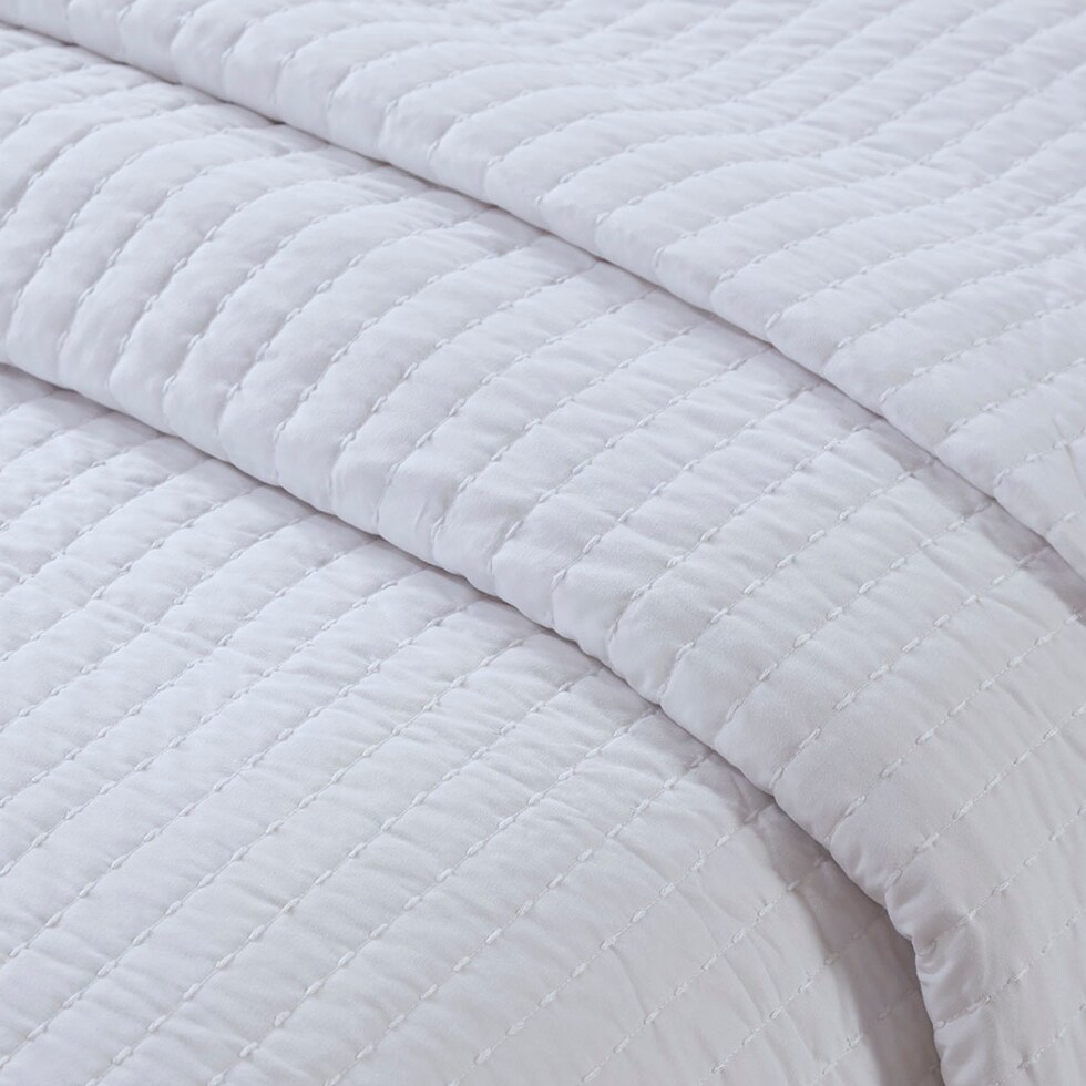 white swatch  