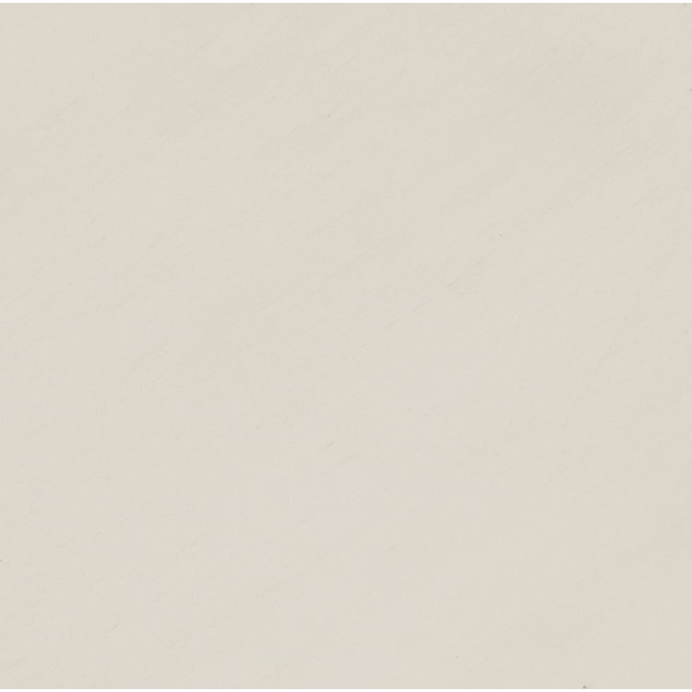 white swatch  