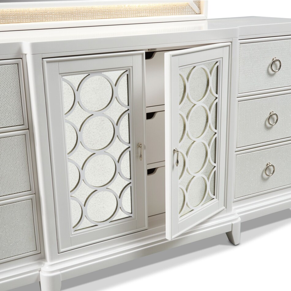 Zarah 6Piece King Upholstered Bedroom Set with Nightstand, Dresser and Mirror Value City